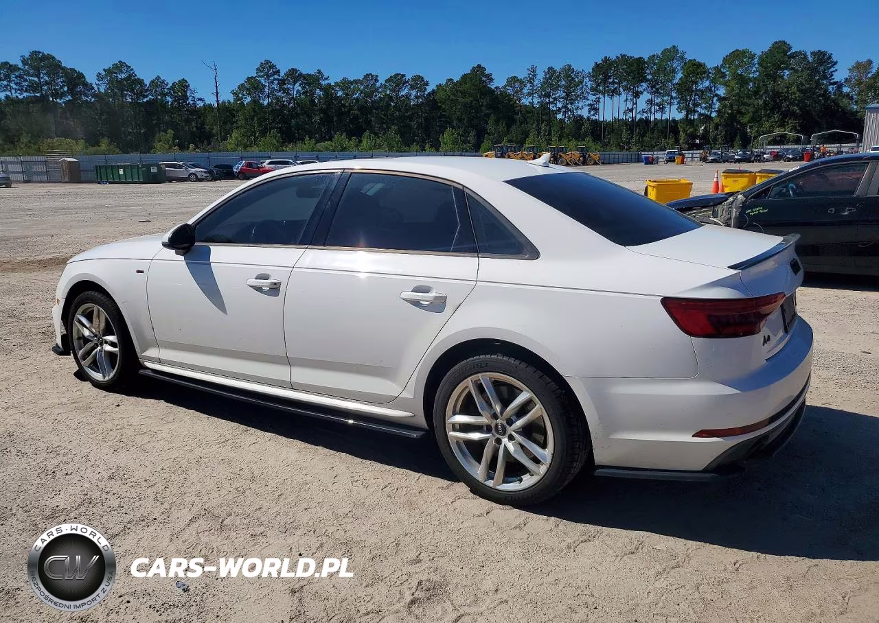 2017 Audi A4 Premium VIN:WAUDNAF43HN053810 - 2