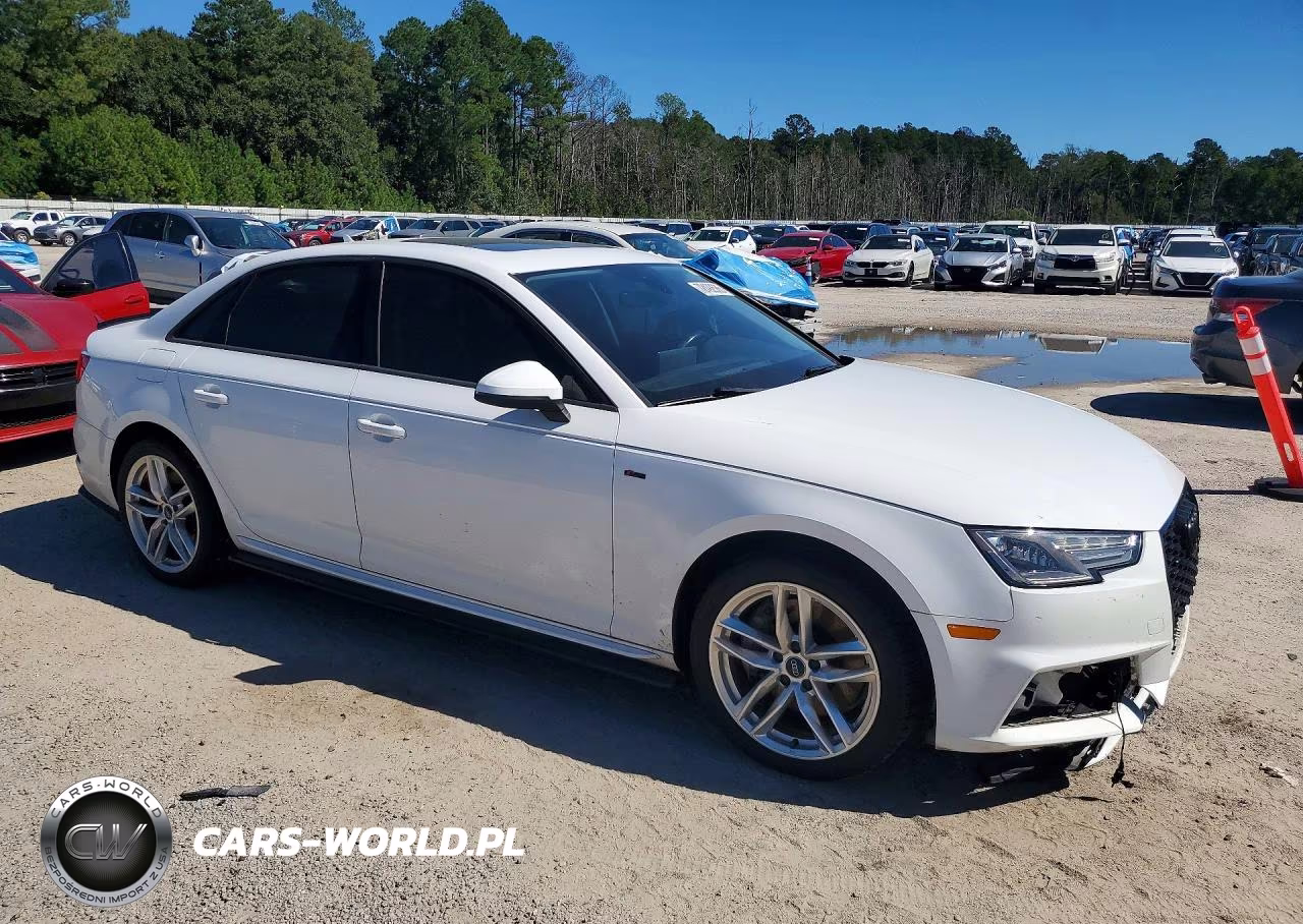 2017 Audi A4 Premium VIN:WAUDNAF43HN053810 - 4