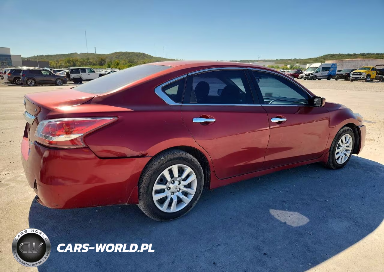 2013 Nissan Altima 2.5 S VIN:1N4AL3AP1DN585923 - 3