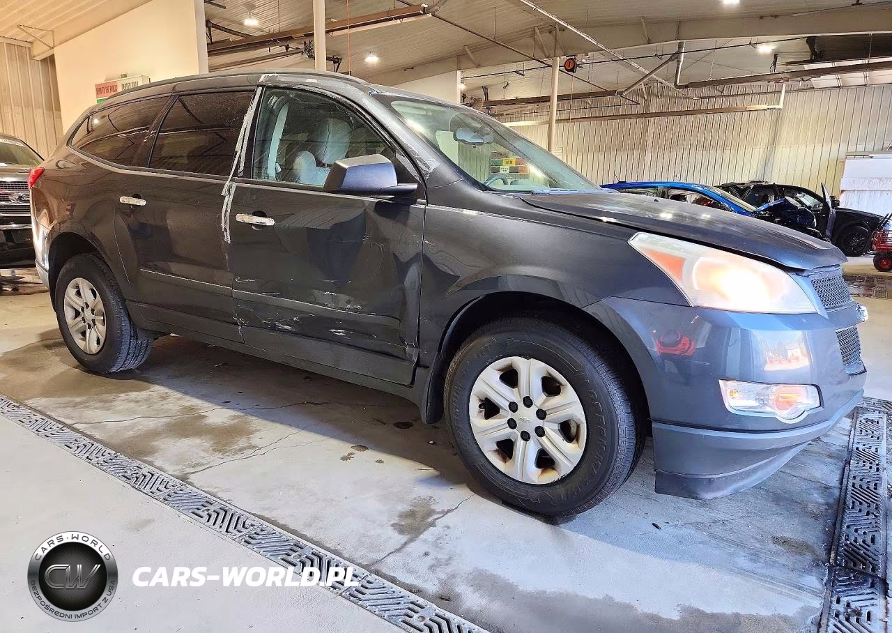 2011 Chevrolet Traverse Ls VIN:1GNKVEED4BJ169445 - 4