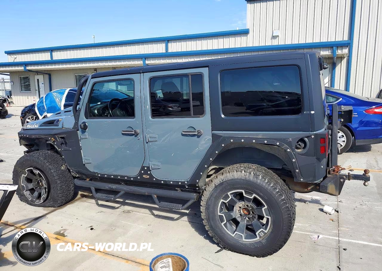 2015 Jeep Wrangler Unlimited Sport VIN:1C4BJWDG3FL619019 - 2