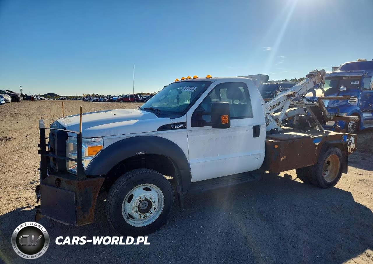 2015 Ford F550 Super Duty – zdjęcie 1 z 13