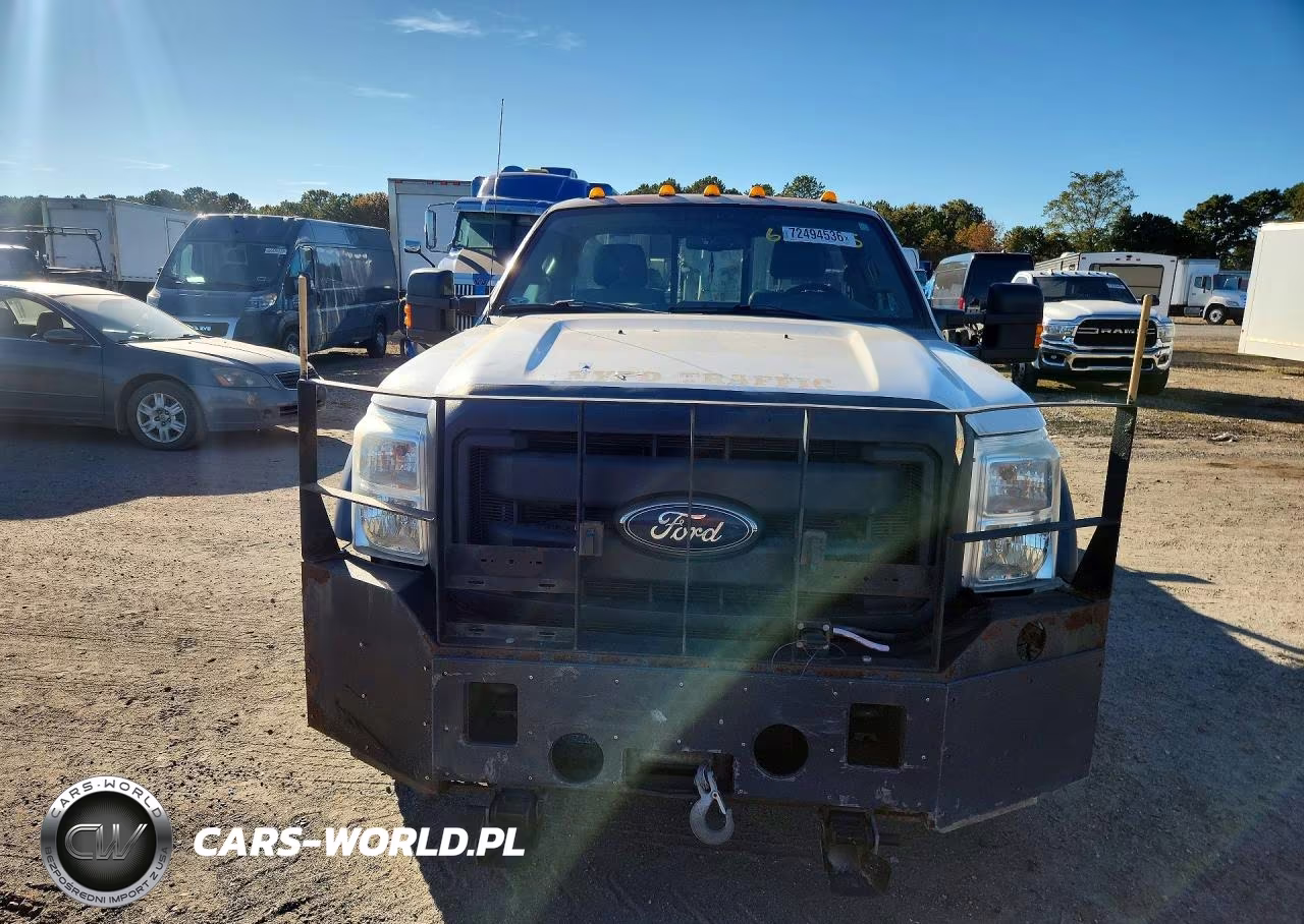 2015 Ford F550 Super Duty VIN:1FDUF5HT4FEB04980 - 5