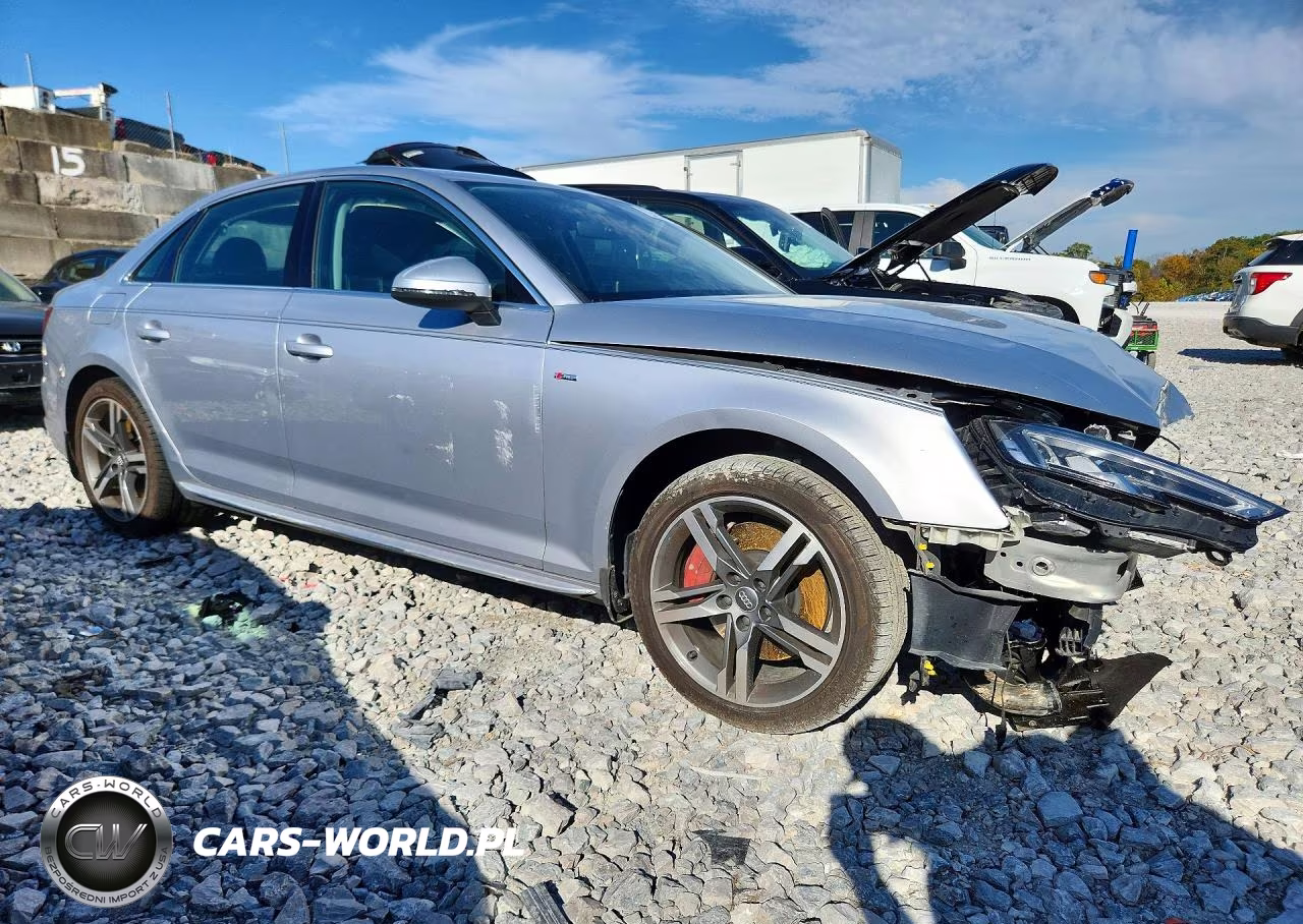 2017 Audi A4 Premium Plus VIN:WAUENAF49HN058966 - 4