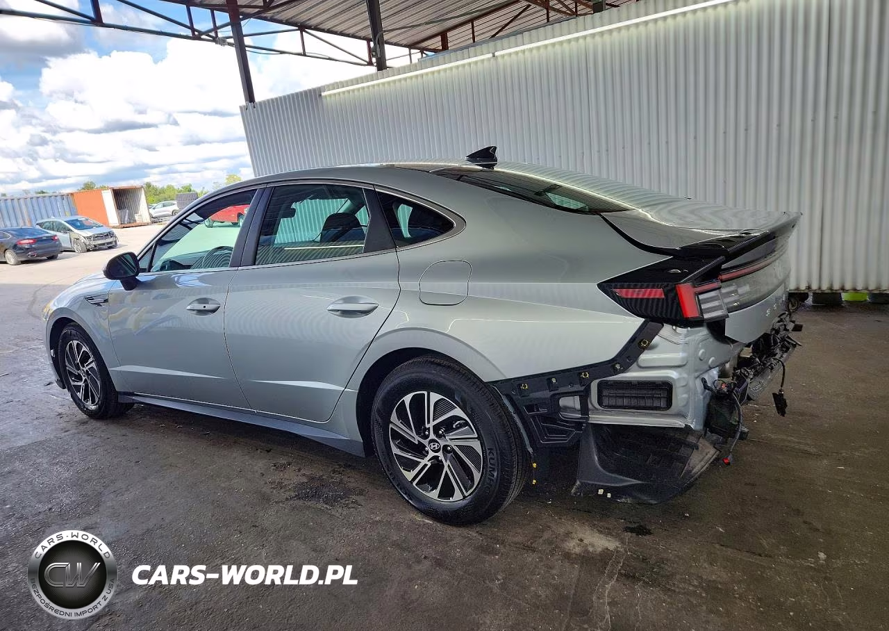 2026 Hyundai Sonata Hybrid Blue VIN:KMHL24JJ7TA165883 - 2