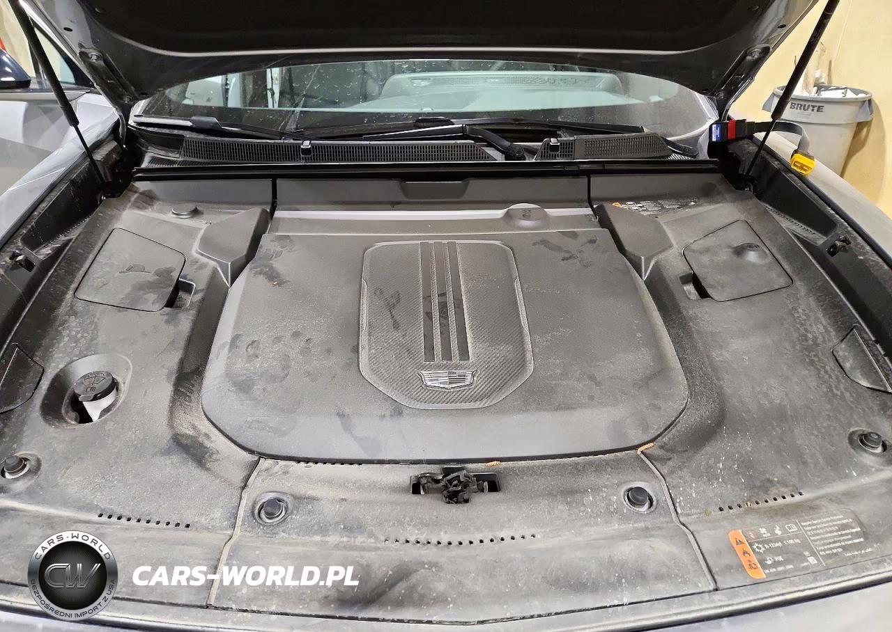 2024 Cadillac Lyriq Tech VIN:1GYKPMRL2RZ137565 - 12