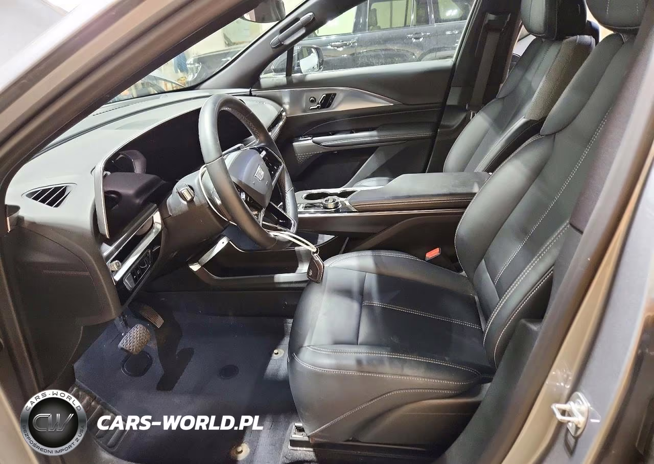 2024 Cadillac Lyriq Tech VIN:1GYKPMRL2RZ137565 - 7