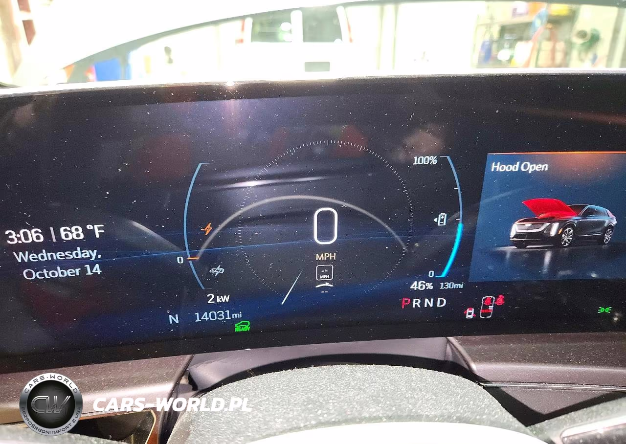 2024 Cadillac Lyriq Tech VIN:1GYKPMRL2RZ137565 - 9