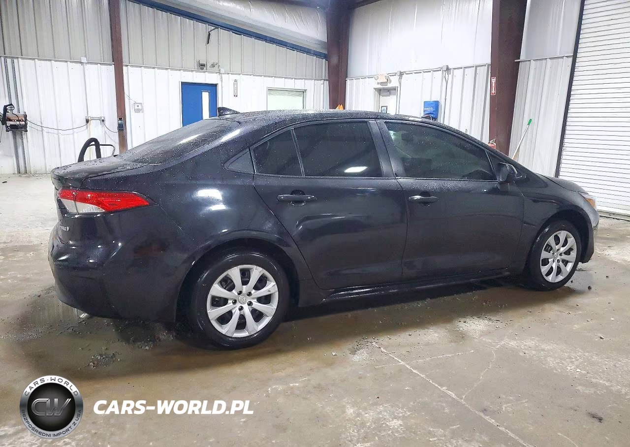 2024 Toyota Corolla Hybrid Le VIN:JTDBCMFE3R3040353 - 3