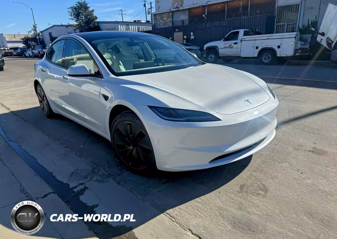 2025 Tesla Model 3