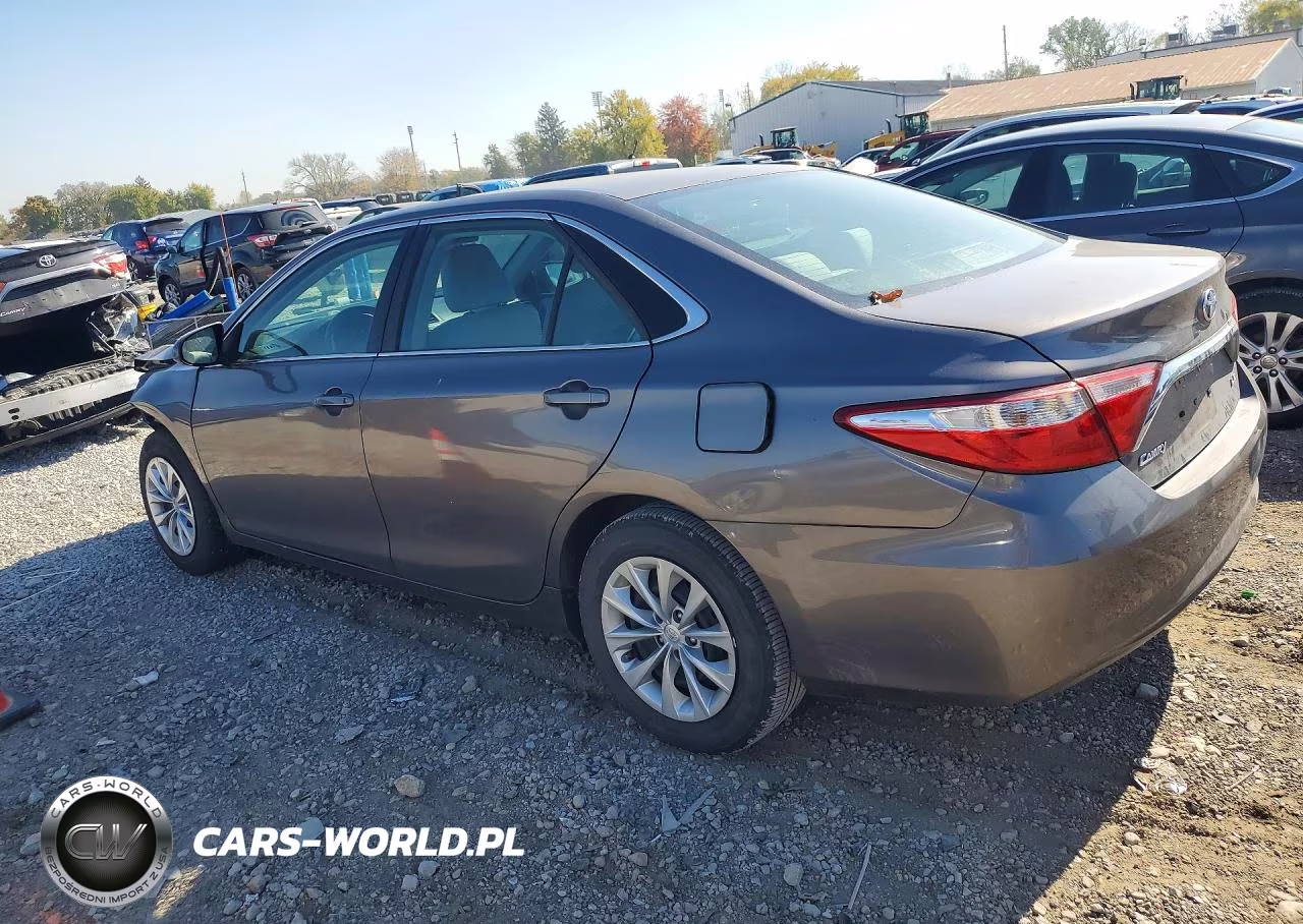 2015 Toyota Camry Le VIN:4T1BF1FK1FU967350 - 2