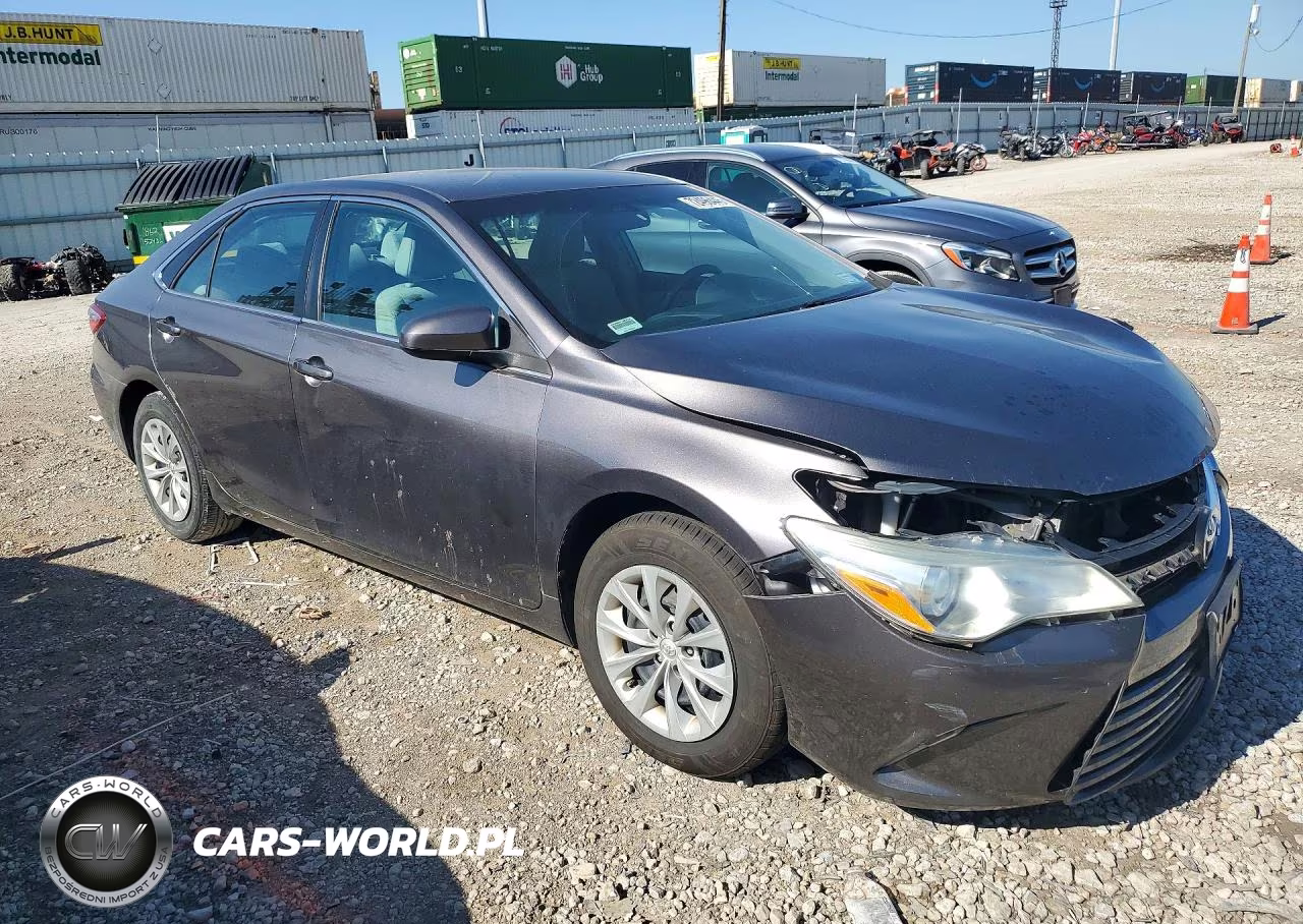 2015 Toyota Camry Le VIN:4T1BF1FK1FU967350 - 4