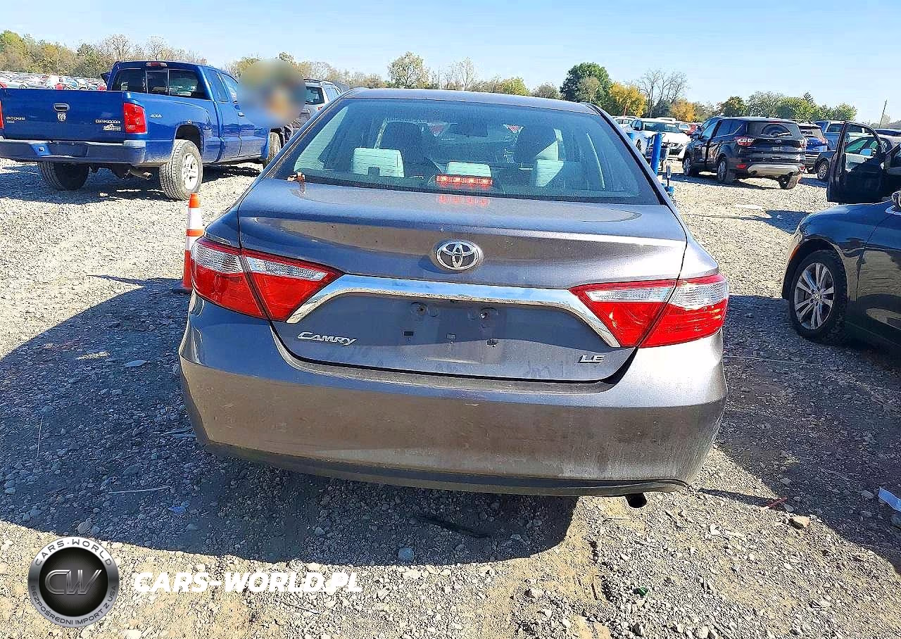 2015 Toyota Camry Le VIN:4T1BF1FK1FU967350 - 6