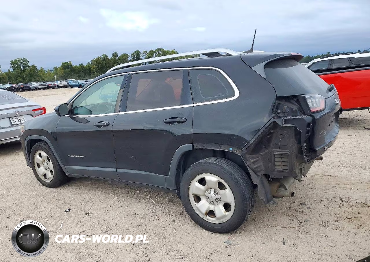 2019 Jeep Cherokee Latitude VIN:1C4PJLCX9KD109431 - 2