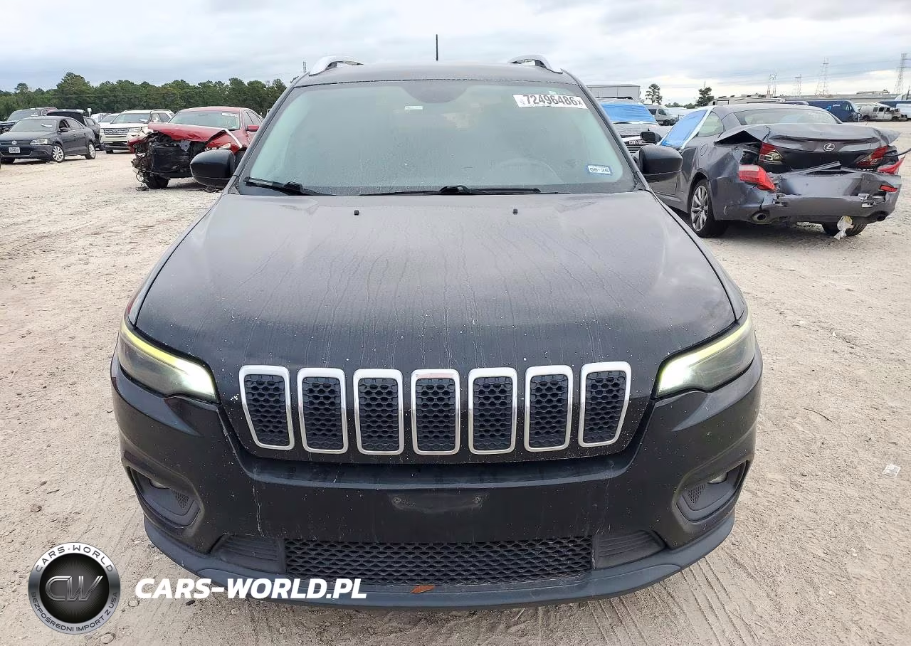 2019 Jeep Cherokee Latitude VIN:1C4PJLCX9KD109431 - 5