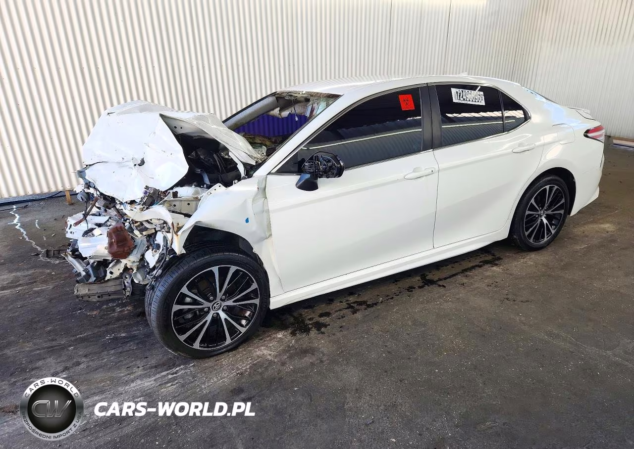 2020 Toyota Camry Se