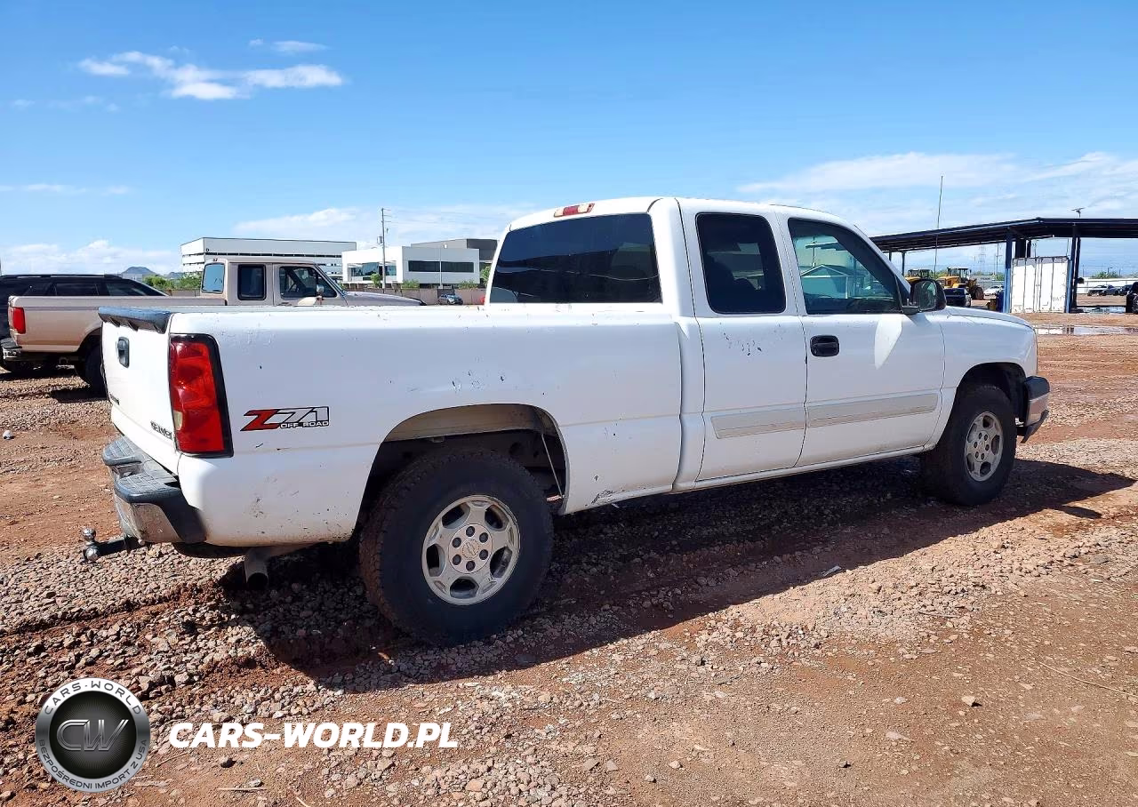 2003 Chevrolet Silverado K1500 VIN:2GCEK19T131120885 - 3