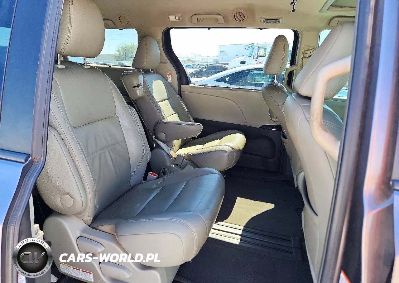 2015 Toyota Sienna Xle 8-Passenger VIN:5TDYK3DC8FS641809 - 11