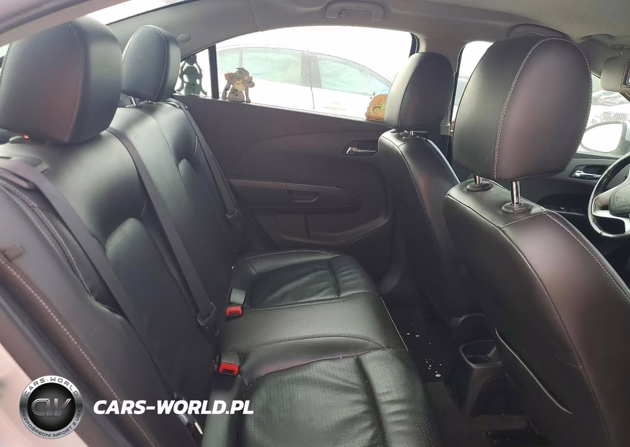 2017 Chevrolet Sonic Premier VIN:1G1JF5SBXH4131660 - 10