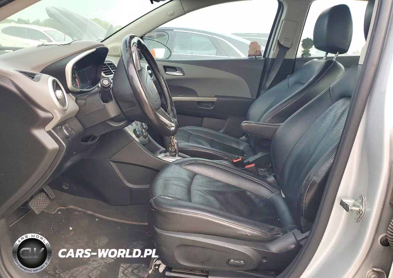 2017 Chevrolet Sonic Premier VIN:1G1JF5SBXH4131660 - 7