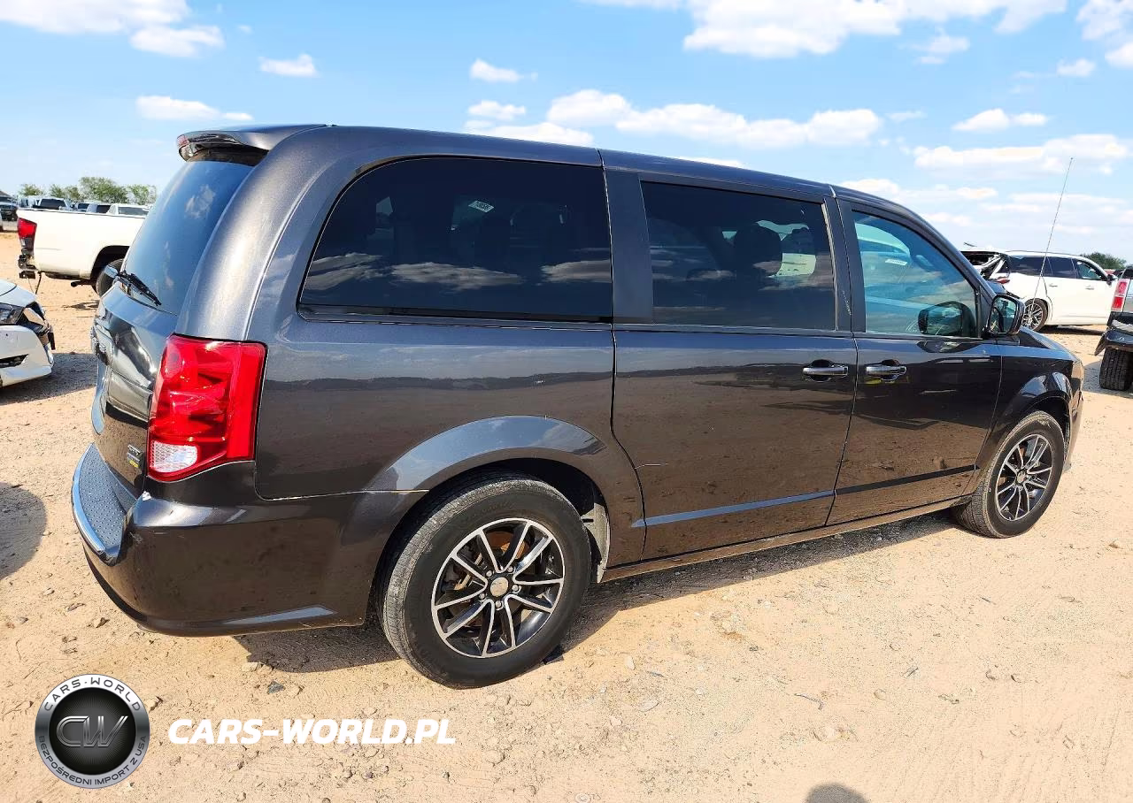 2019 Dodge Grand Caravan Gt VIN:2C4RDGEG9KR618002 - 3
