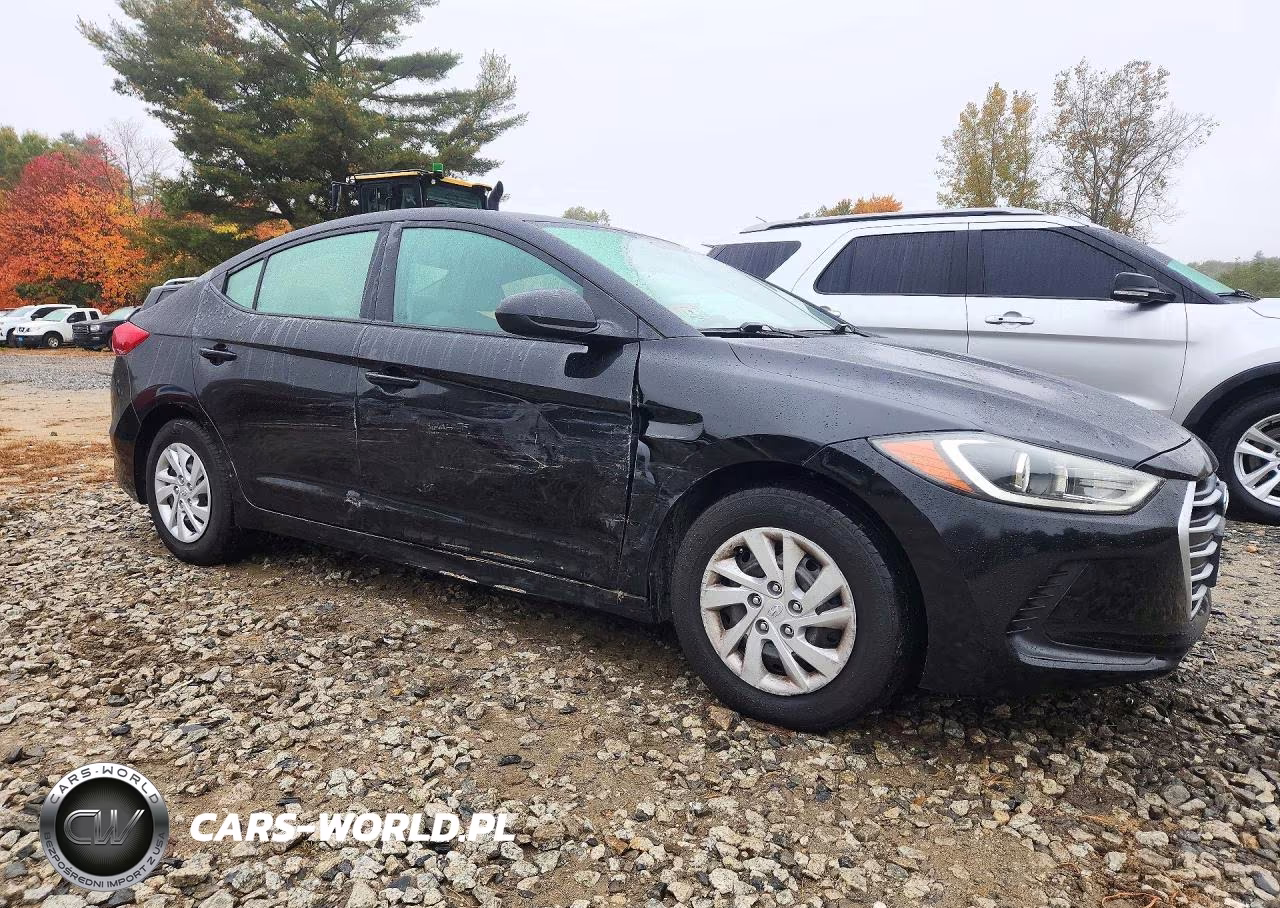 2017 Hyundai Elantra Se VIN:5NPD74LF4HH079921 - 4