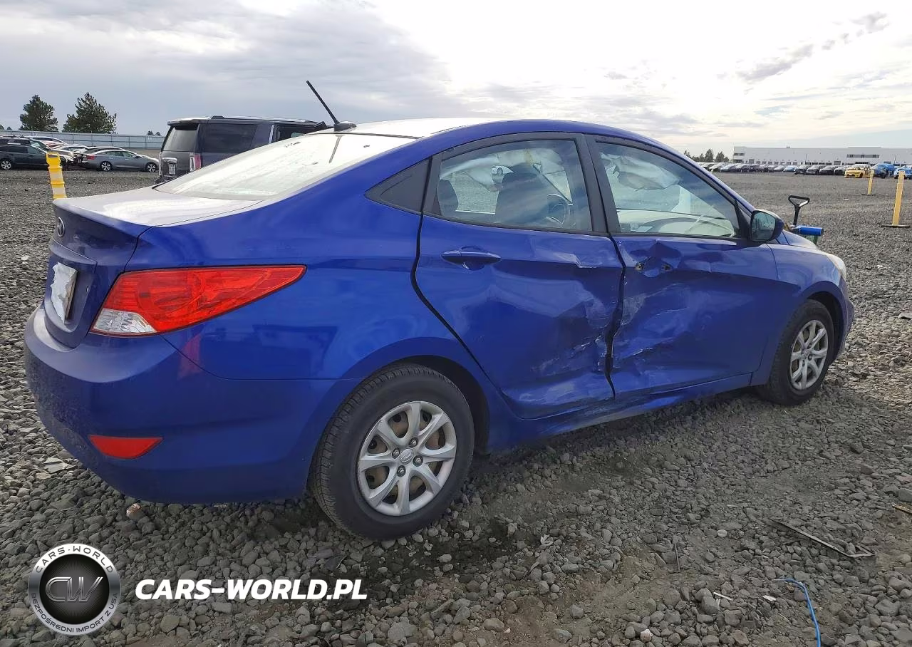 2013 Hyundai Accent Gls VIN:KMHCT4AE4DU446524 - 3