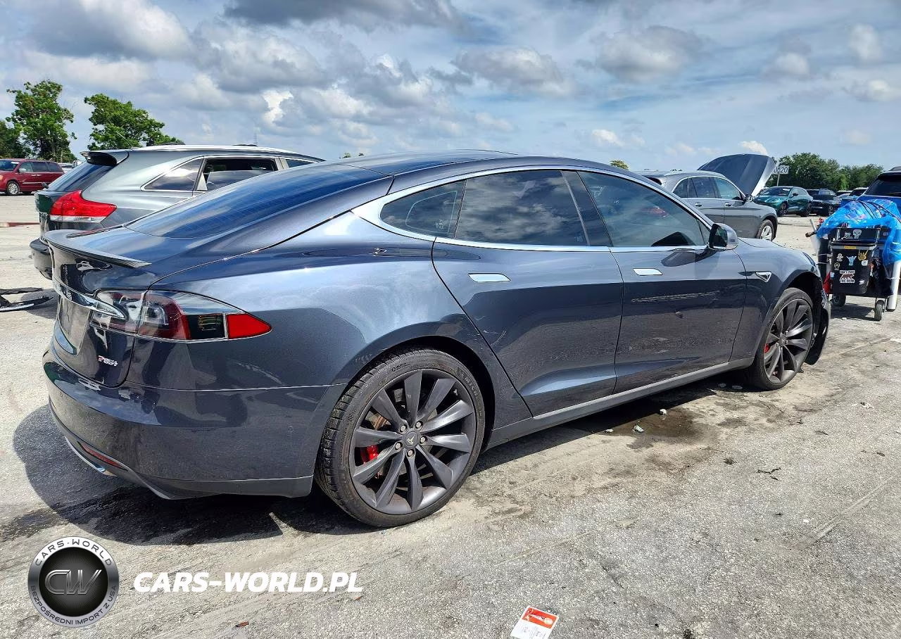 2014 Tesla Model S VIN:5YJSA1H11EFP59595 - 3