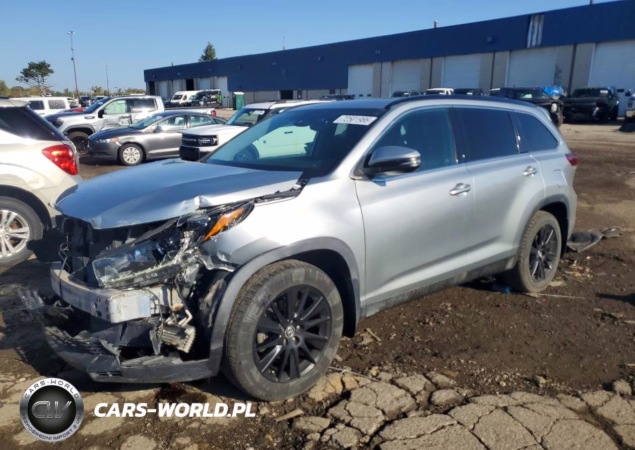 2019 Toyota Highlander Se – zdjęcie 1 z 13