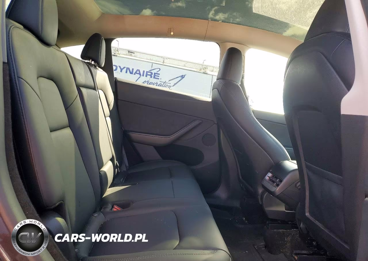 2024 Tesla Model Y VIN:7SAYGDEE2RA286491 - 11