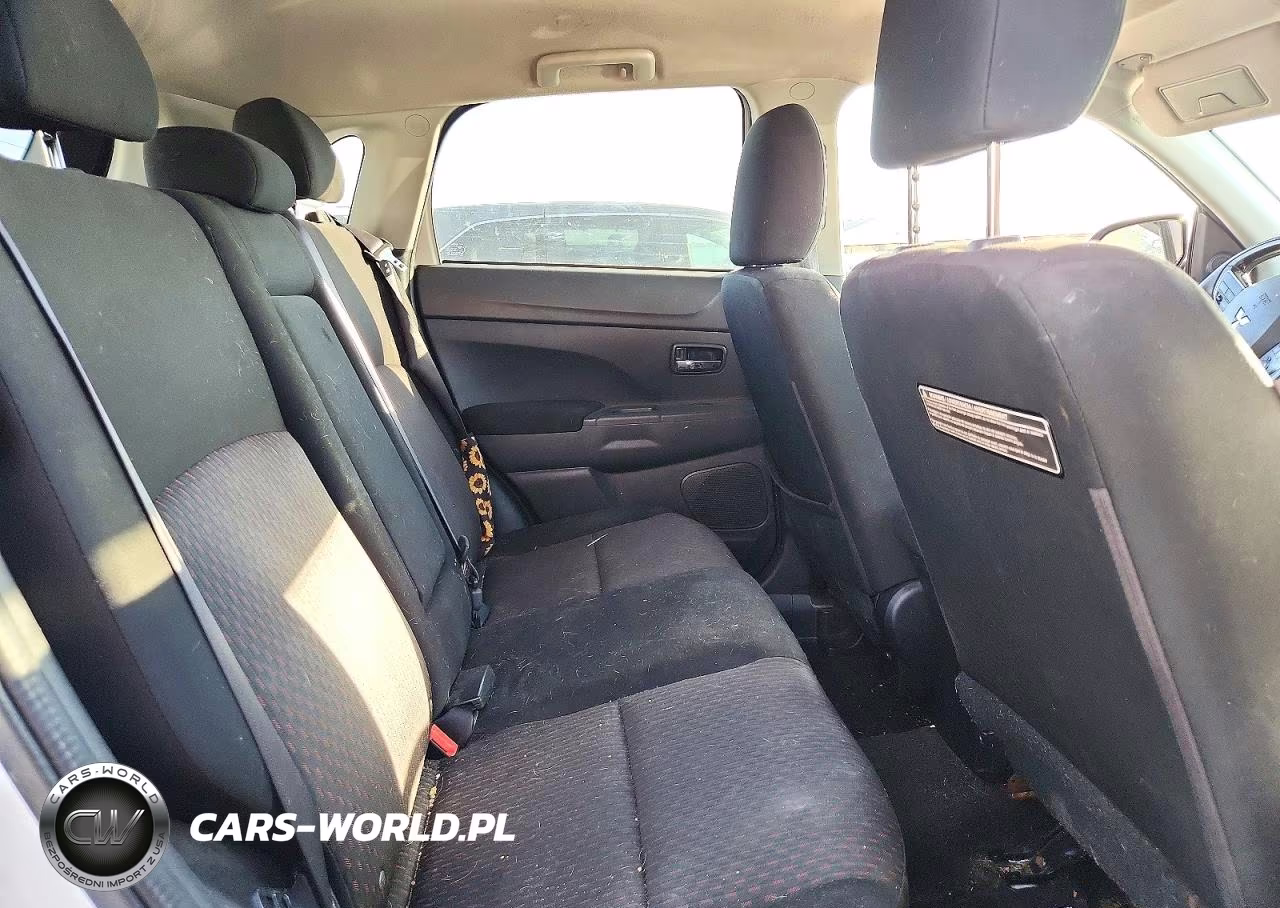 2017 Mitsubishi Outlander Sport Es VIN:JA4AR3AW4HZ043028 - 11
