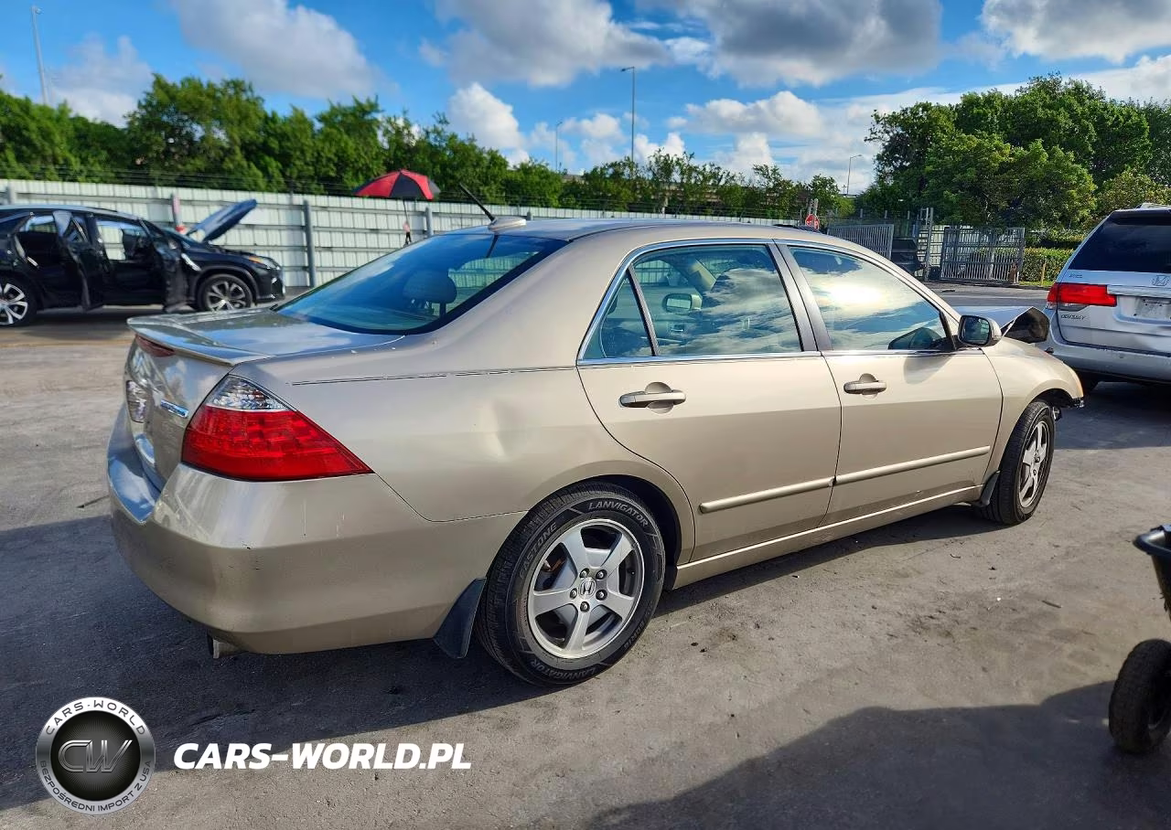 2006 Honda Accord Hybrid VIN:JHMCN36576C003809 - 3