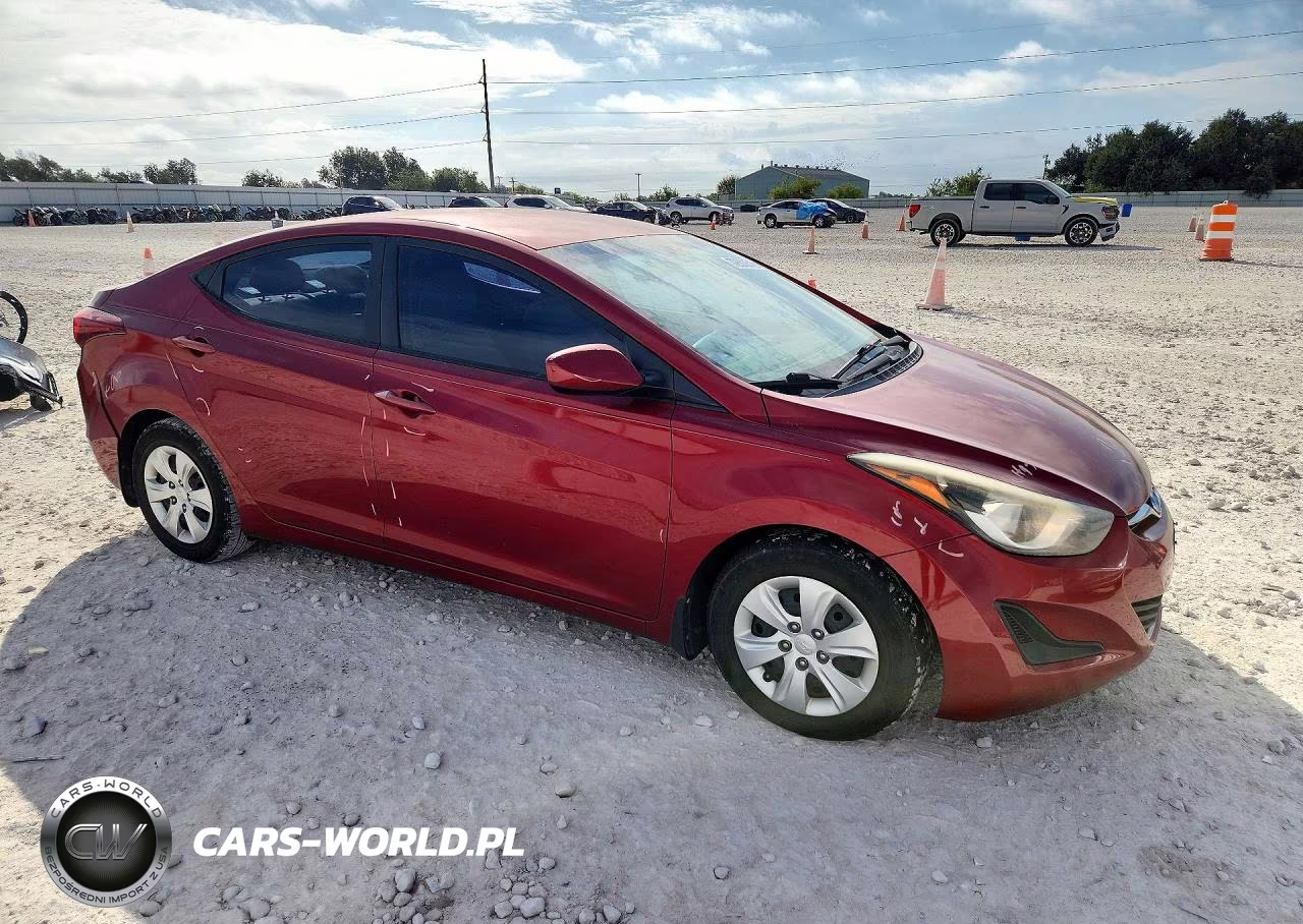 2016 Hyundai Elantra Se VIN:5NPDH4AE0GH791302 - 4