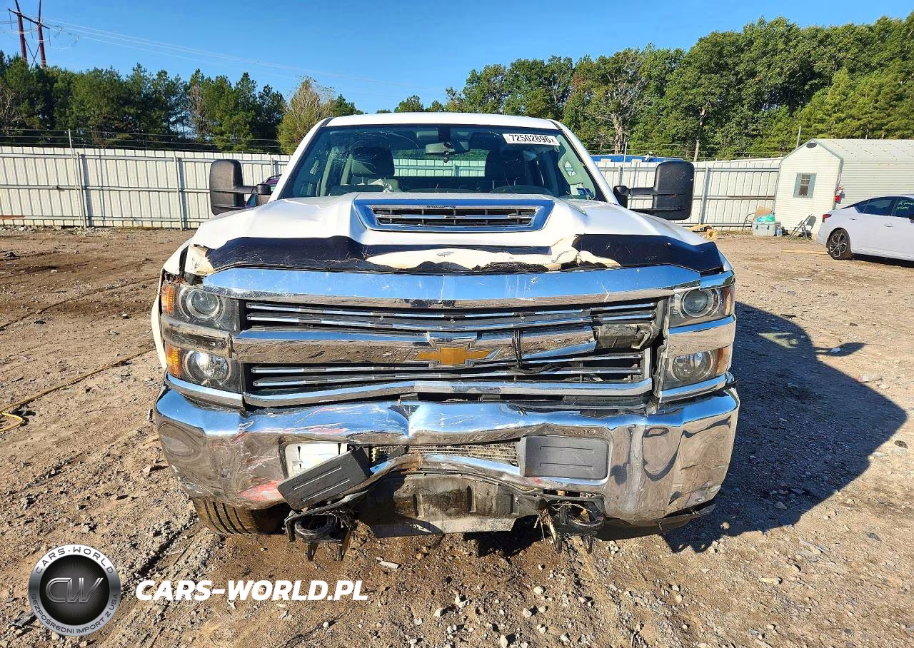 2018 Chevrolet Silverado K2500 Heavy Duty VIN:1GC1KUEY2JF183775 - 5