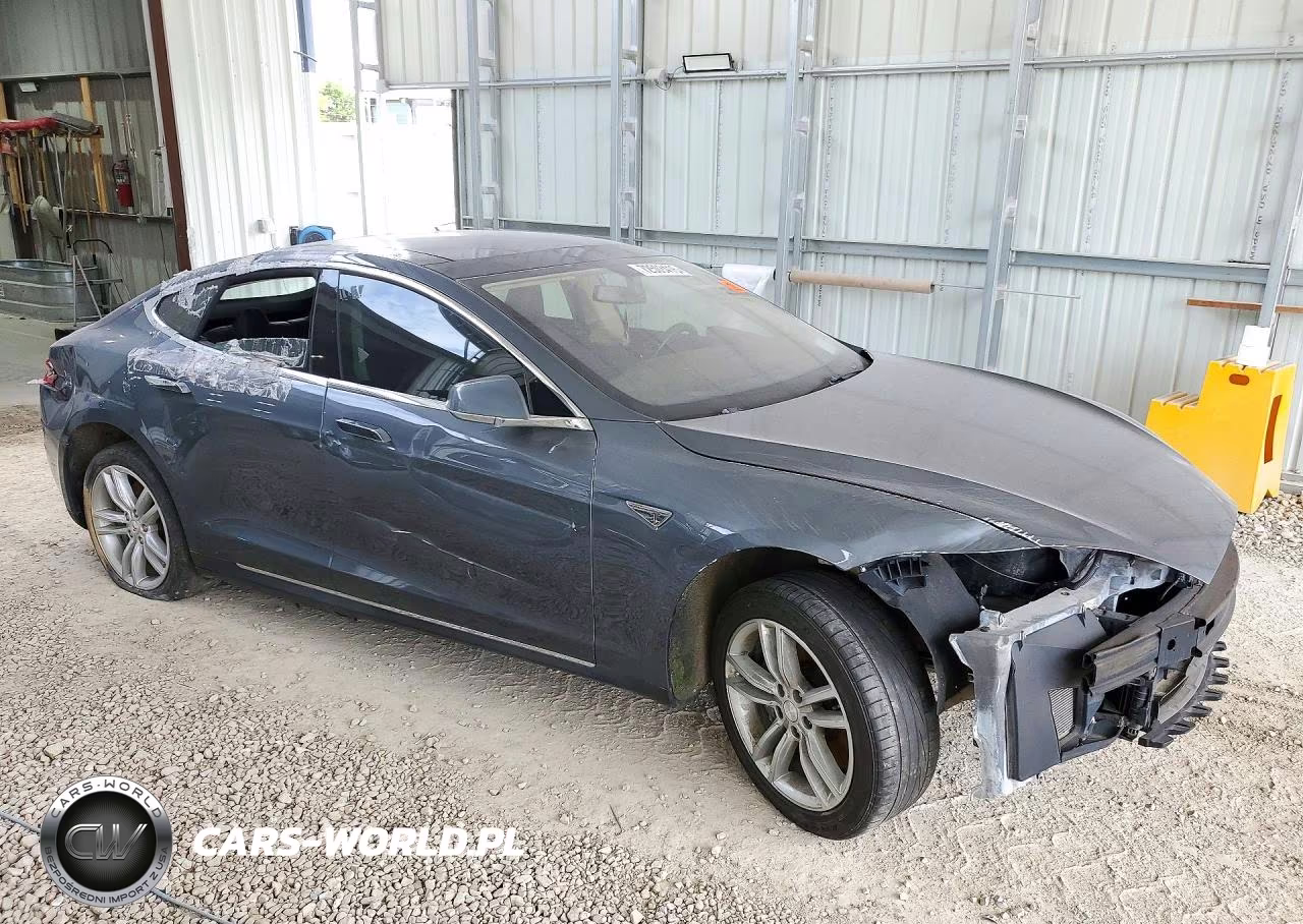 2013 Tesla Model S VIN:5YJSA1CN9DFP27695 - 4