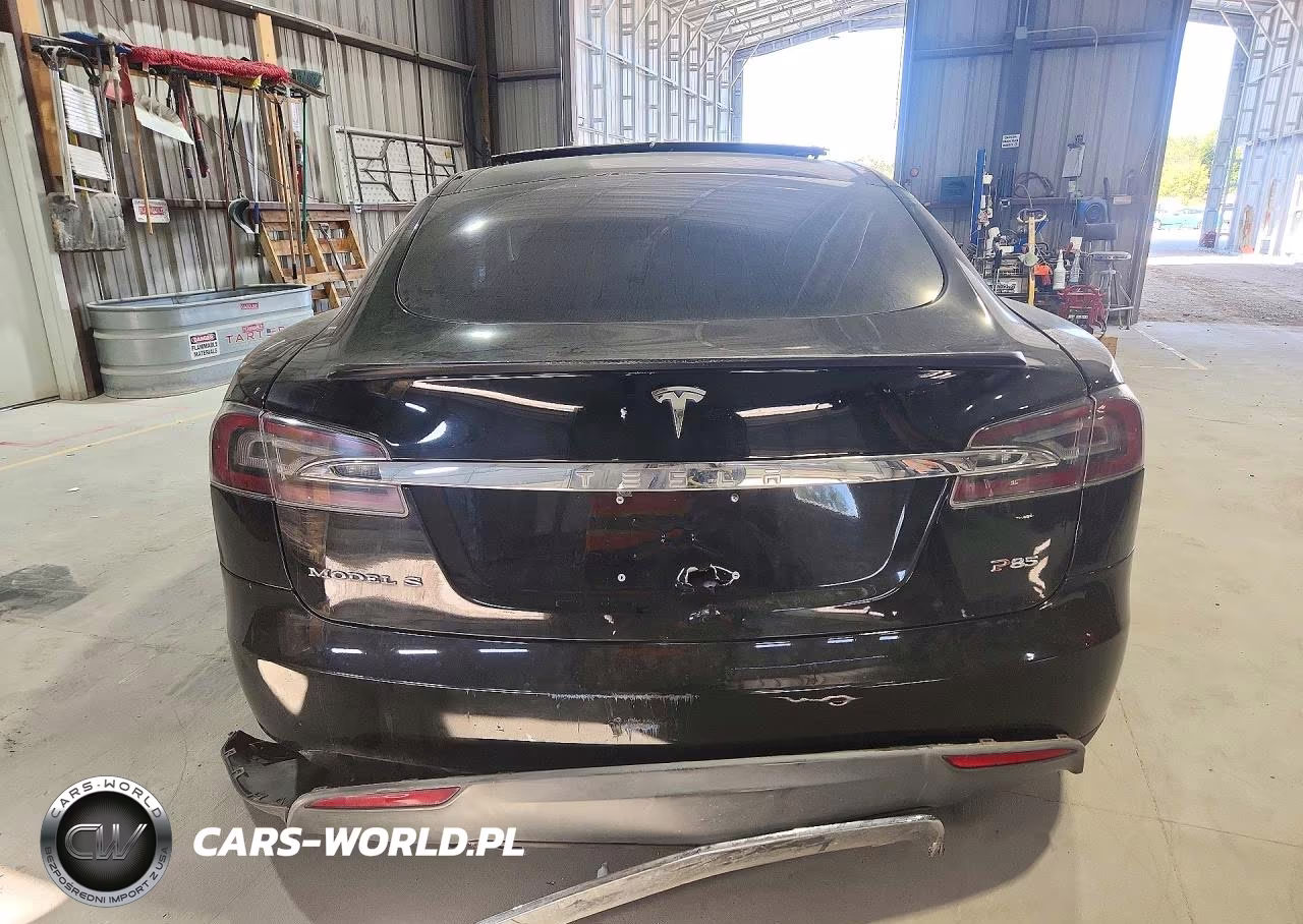 2013 Tesla Model S VIN:5YJSA1CP3DFP11770 - 6