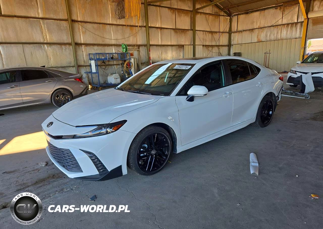 2025 Toyota Camry Se – zdjęcie 1 z 12