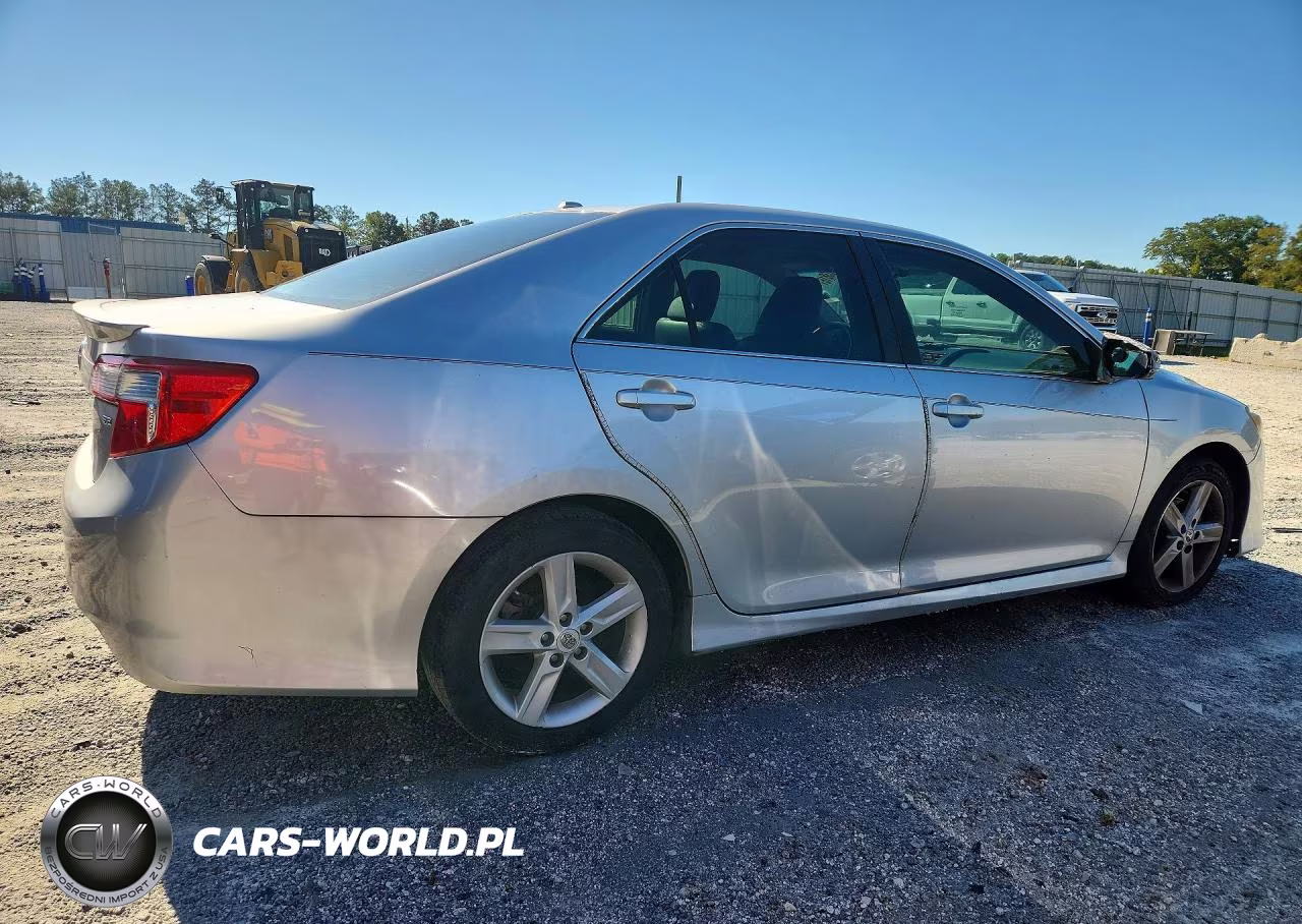 2013 Toyota Camry Se VIN:4T1BF1FKXDU284821 - 3