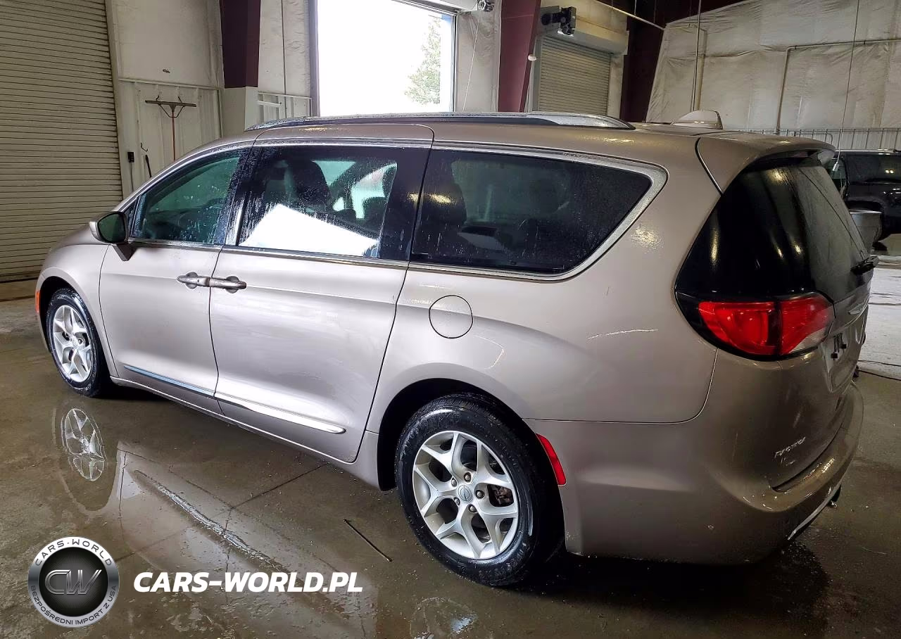 2017 Chrysler Pacifica Touring L Plus VIN:2C4RC1EG9HR570378 - 2
