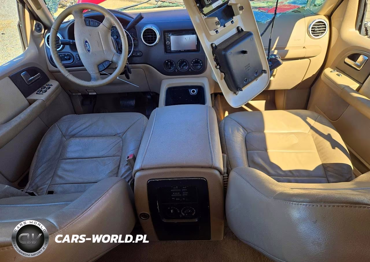 2004 Ford Expedition Xlt VIN:1FMPU15L94LA79292 - 8