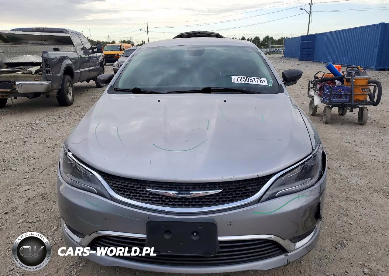 2015 Chrysler 200 Limited VIN:1C3CCCAB0FN744641 - 5
