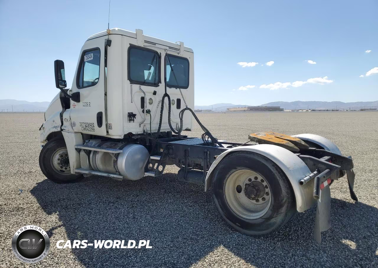 2016 Freightliner Cascadia 125 Semi Truck VIN:3AKBGDDVXGSHD6210 - 2