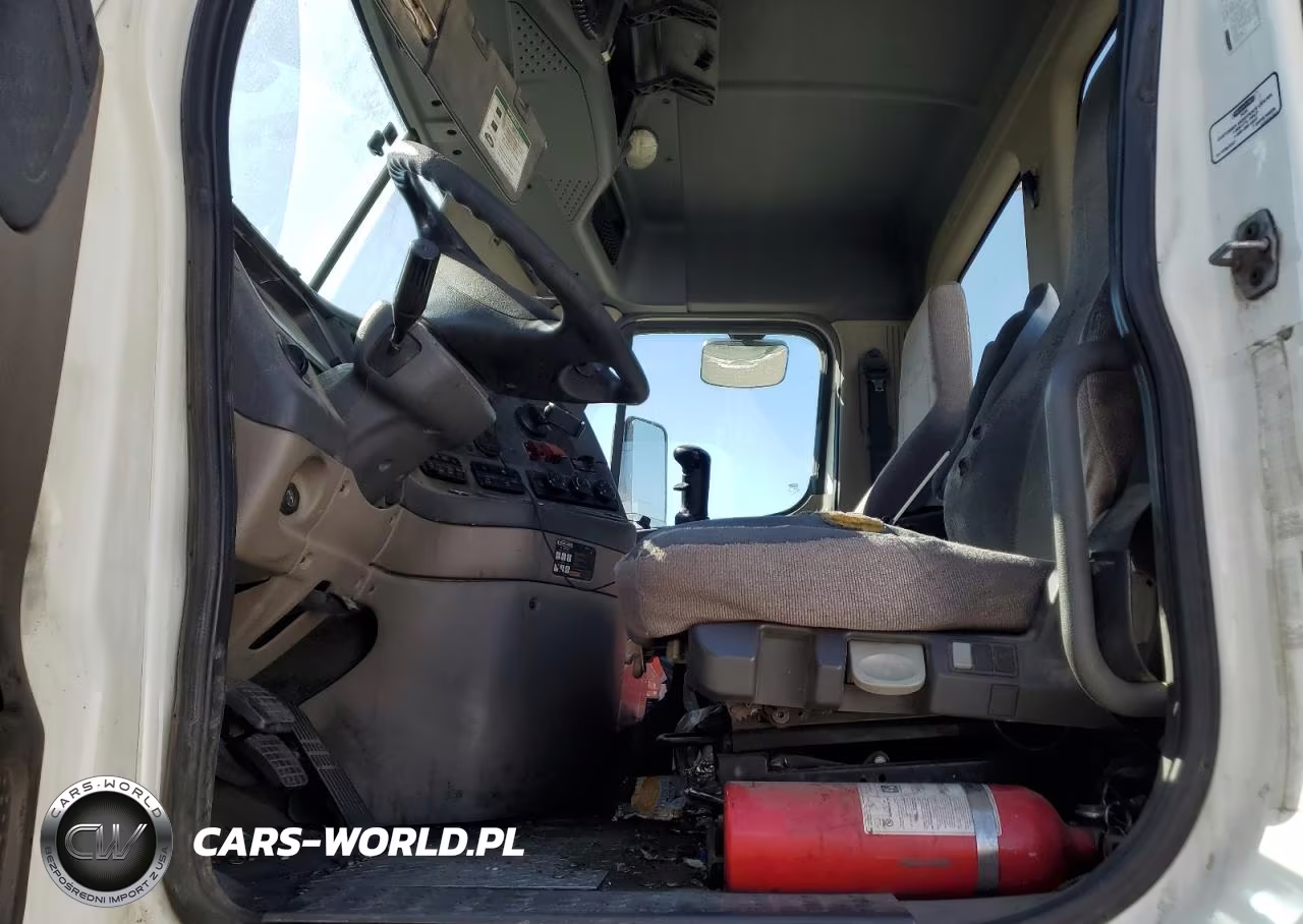 2016 Freightliner Cascadia 125 Semi Truck VIN:3AKBGDDVXGSHD6210 - 7