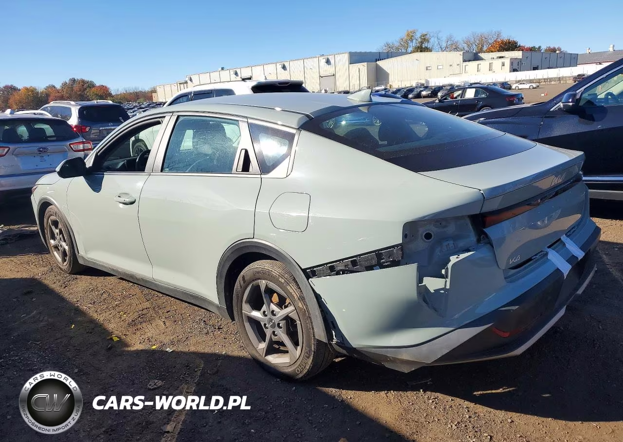 2025 Kia K4 Lxs VIN:3KPFT4DE1SE005247 - 2