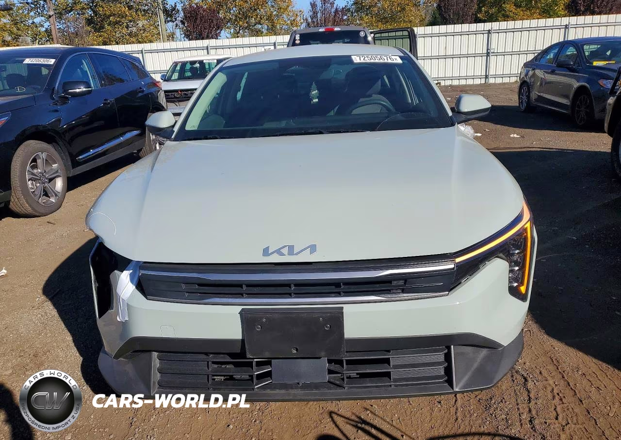 2025 Kia K4 Lxs VIN:3KPFT4DE1SE005247 - 5