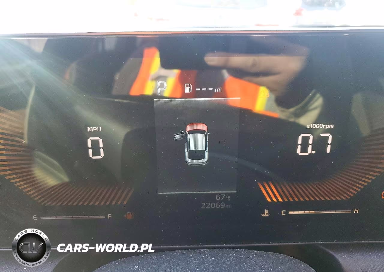 2025 Kia K4 Lxs VIN:3KPFT4DE1SE005247 - 9