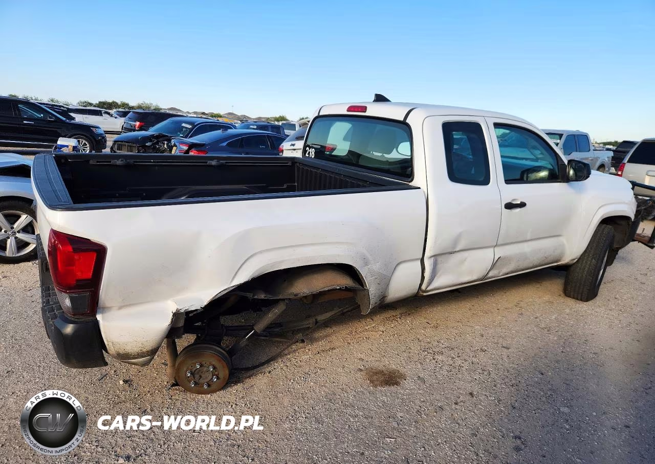 2018 Toyota Tacoma Sr VIN:5TFRX5GN8JX105122 - 3