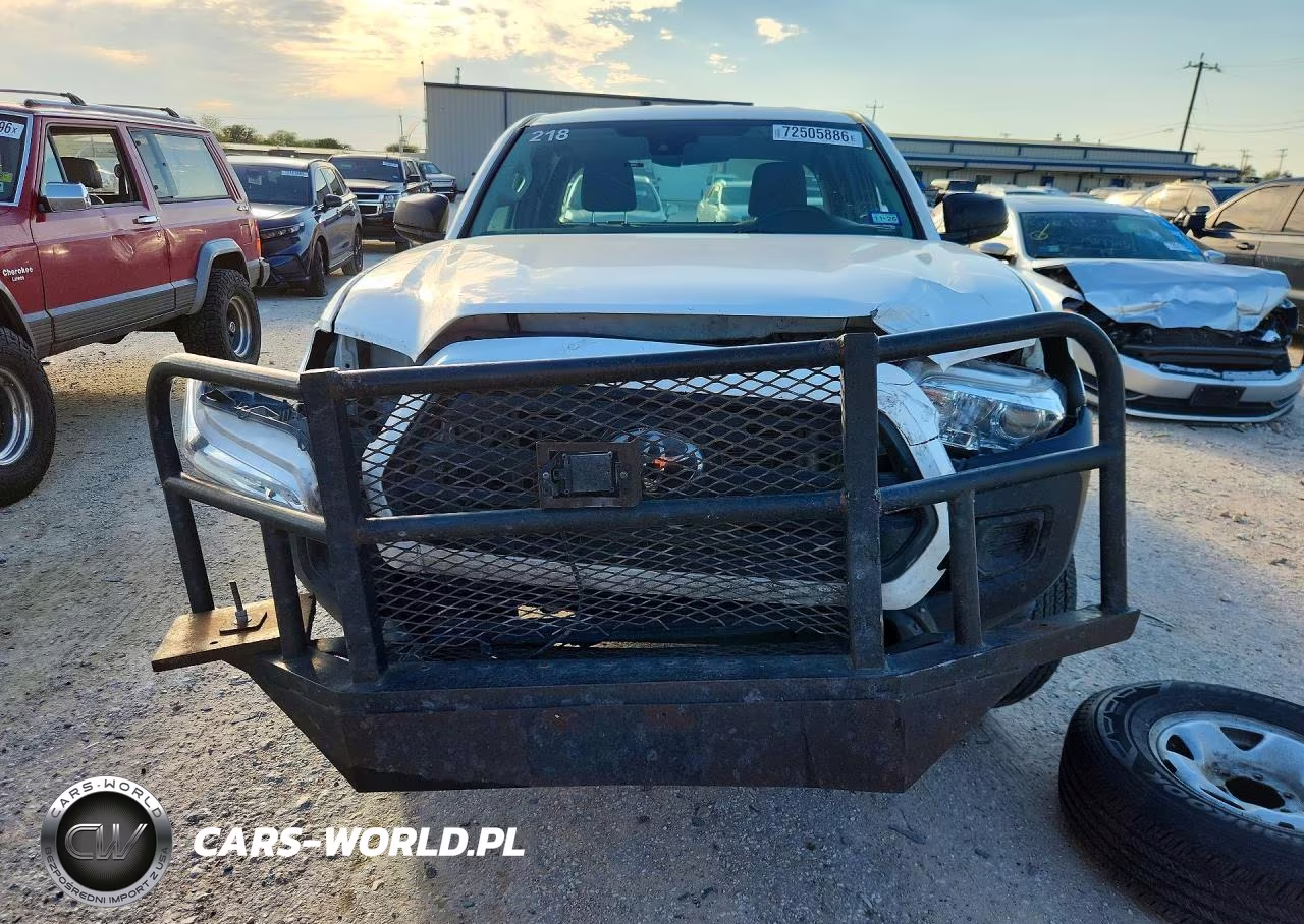 2018 Toyota Tacoma Sr VIN:5TFRX5GN8JX105122 - 5