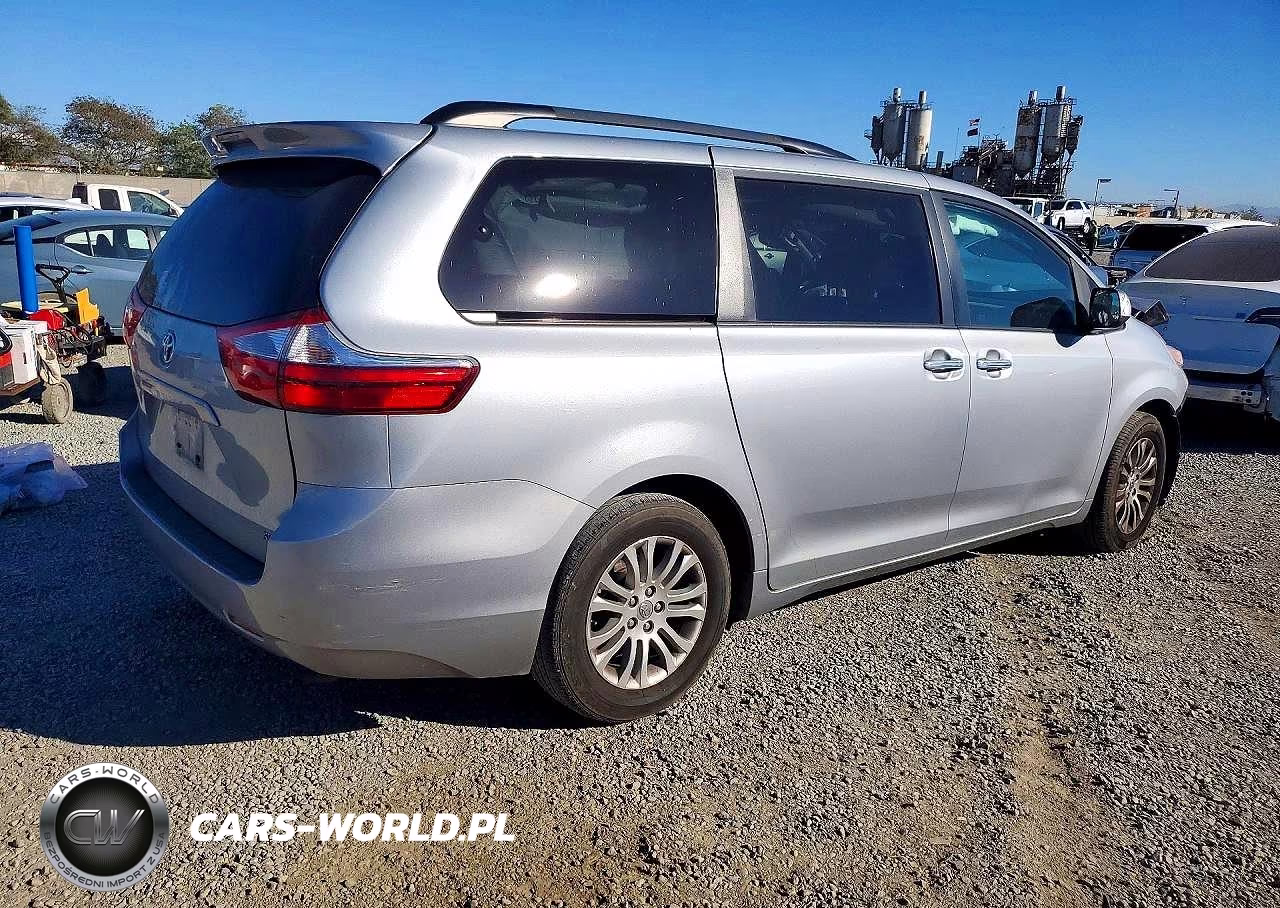 2015 Toyota Sienna Xle 8-Passenger VIN:5TDYK3DC7FS616061 - 3