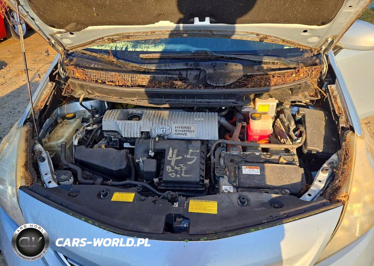 2014 Toyota Prius V Three VIN:JTDZN3EU9E3334748 - 11